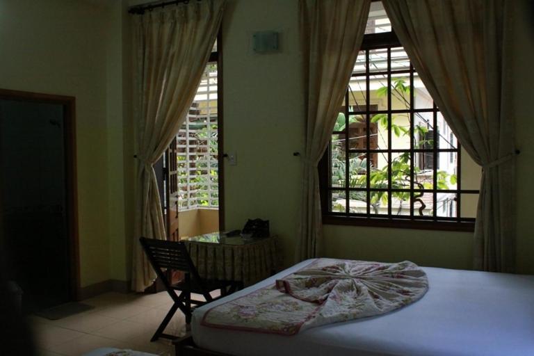Phong Lan Guesthouse Huế Szoba fotó