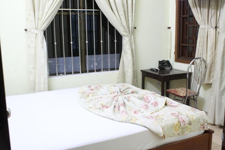 Phong Lan Guesthouse Huế Szoba fotó